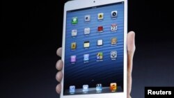 Con una resolución de 1024×768 y un procesador similar al del iPad 2, este nuevo tablet busca competir con el mercado de los de 7 pulgadas.