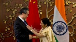 རྒྱ་དཀར་ནག་གི་བློ་དོགས།