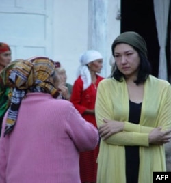 Shirin Aytmatova: mening qo’limdan kelgani – san’at orqali xalqlarni yarashtirish