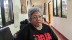 Koordinator Nasional Jaringan Nasional Pekerja Rumah Tangga (JALA PRT) Lita Anggraini. (Foto:VOA/Andylala).
