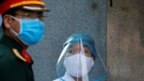 Chính phủ hay bác sỹ - người Việt đặt niềm tin vào đâu giữa đại dịch?