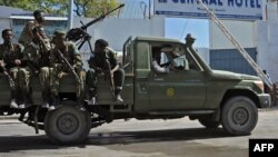 Patrouille près du palais présidentiel à Mogadiscio