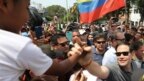 Quan chức Mỹ thăm điểm tập kết đồ cứu trợ cho Venezuela