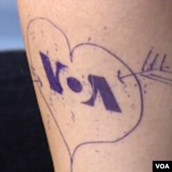 Diperkirakan, sekitar 40 persen warga AS usia 20-30 tahun mempunyai hiasan tato (foto: dok).