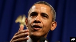 ທ່ານ Barack Obama ​ຈະ​ເພັ່ງ​ເລັງ​ໃສ່​ເລື່ອງ​ເສດຖະກິດ ​ຂອງ
ປະ​ເທດ ​ແລະ​ການ​ສ້າງວຽກ​ຢູ່​ ໃນ​ຄຳ​ປາ​ໄສ​ປະຈຳ​ປີ​ ຕໍ່ລັດຖະສະພາ ໃນຕອນແລງມຶ້ນີ້