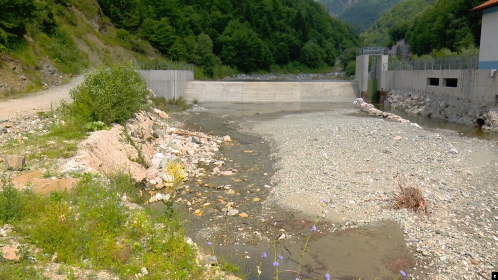 Hydro plant