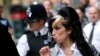 A Londres, les fans d'Amy Winehouse lui rendent hommage, 10 ans après sa mort