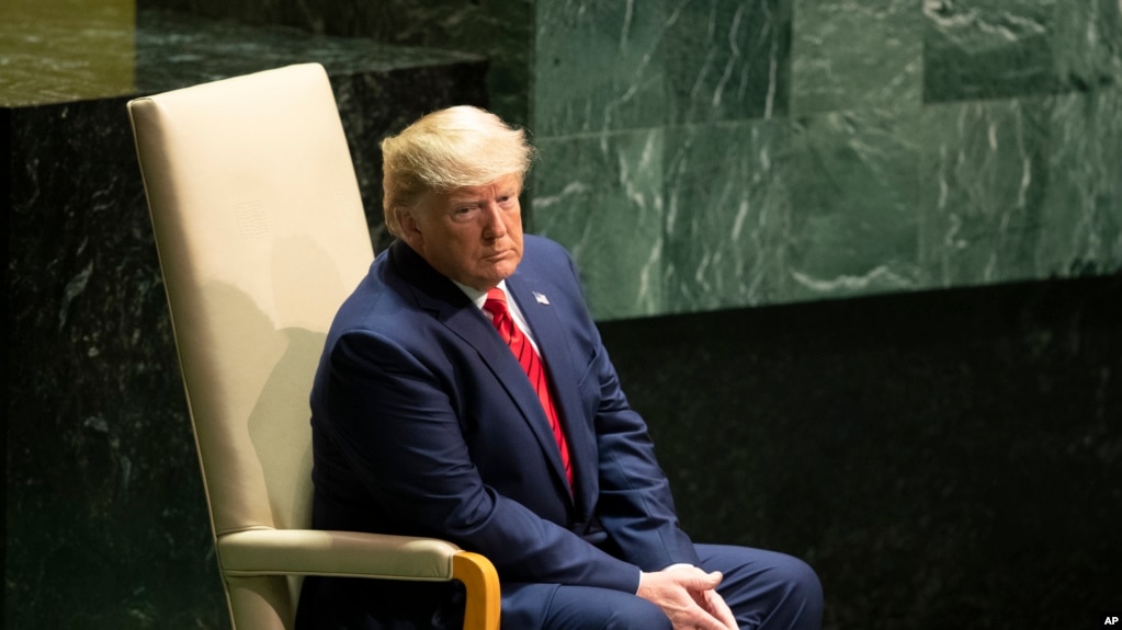 Tổng thong Donald Trump đang đối mặt nguy cơ bị luận tội