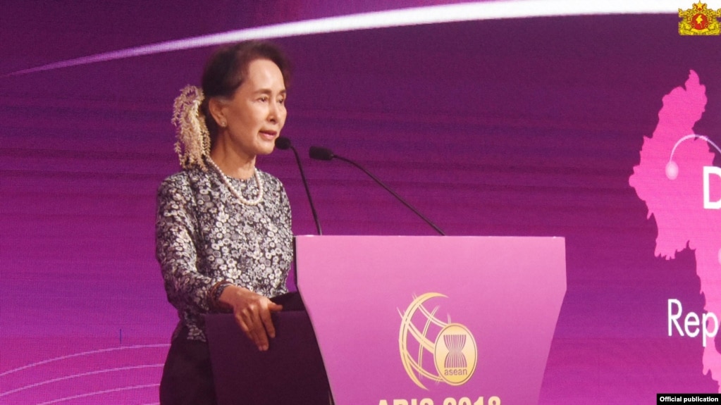 Amnesty International i heq titullin e nderit Aung San Suu Kyisë