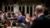 Face à Trump, Justin Trudeau revêt la cape de "Capitaine Canada"