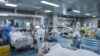 Suasana di rumah sakit khusus untuk perawatan pasien yang terkena virus korona di Wuhan, provinsi Hubei, China, 24 Februari 2020. 