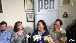 Pen Internacional, capítulo de Nicaragua anuncia el premio Coraje en Periodismo de la Fundación Internacional de Mujeres Periodistas, a la jefe de prensa del canal 100% Noticias, Lucía Pineda. Julio 9 de 2019. Foto: Daliana Ocaña.