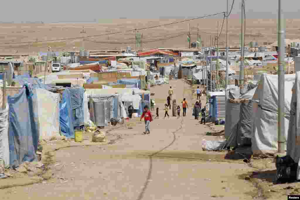 اقوام متحدہ کے تازہ اعدادو شمار کے مطابق شام میں جاری لڑائی کے باعث نقل مکانی کرنے والوں میں 10 لاکھ بچے بھی شامل ہیں۔