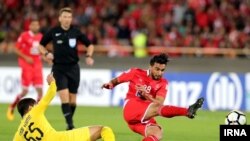 سیامک نعمتی گل تساوی پرسپولیس مقابل السد را به ثمر رساند.