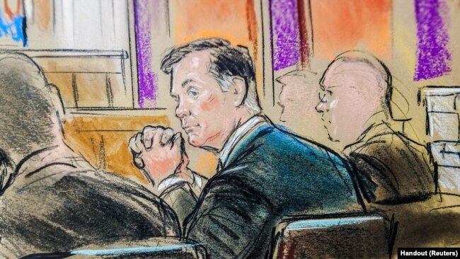 El ex jefe de campaña de Trump, Paul Manafort, en un boceto de la sala del tribunal, en el inicio de su juicio por cargos de fraude bancario e impositivo derivados de la investigación del abogado especial Robert Mueller sobre la intromisión rusa. Alexandria, Virginia, martes 31 de julio de 2018.
