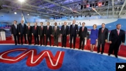 Republican presidential candidates take the stage during the CNN Republican presidential debate at the Ronald Reagan Presidential Library and Museum in Simi Valley, California, Sept. 16, 2015.