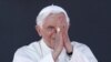 Paus Benediktus Serukan Perlindungan Anak di Meksiko
