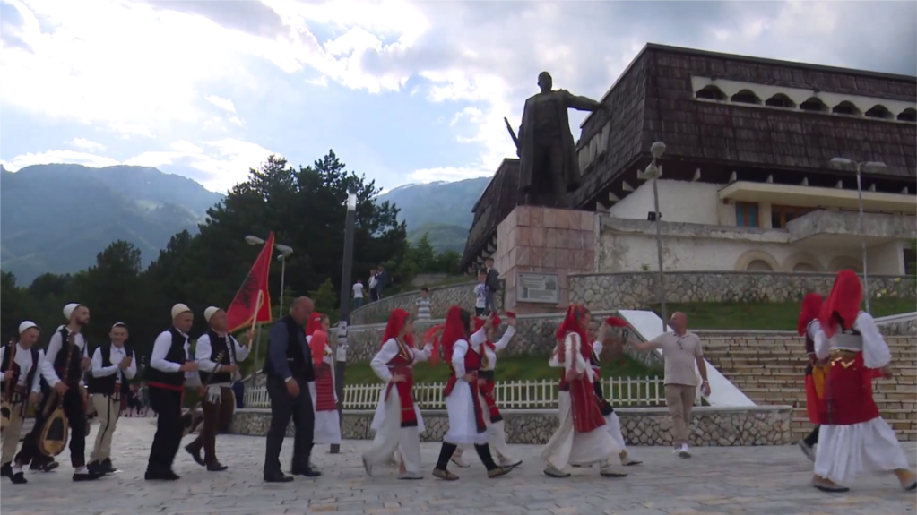 Tropoja