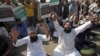 تحریک لبیک پاکستان خواستار کشته شدن قاضی القضات آنکشور شد