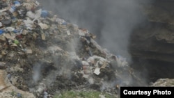 Waste is burned in Majadel, south Lebanon. (Photo courtesy of Human Rights Watch)