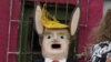 La respuesta a Donald Trump: ¡Piñata!