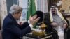 克里：沙特热情支持中东和平