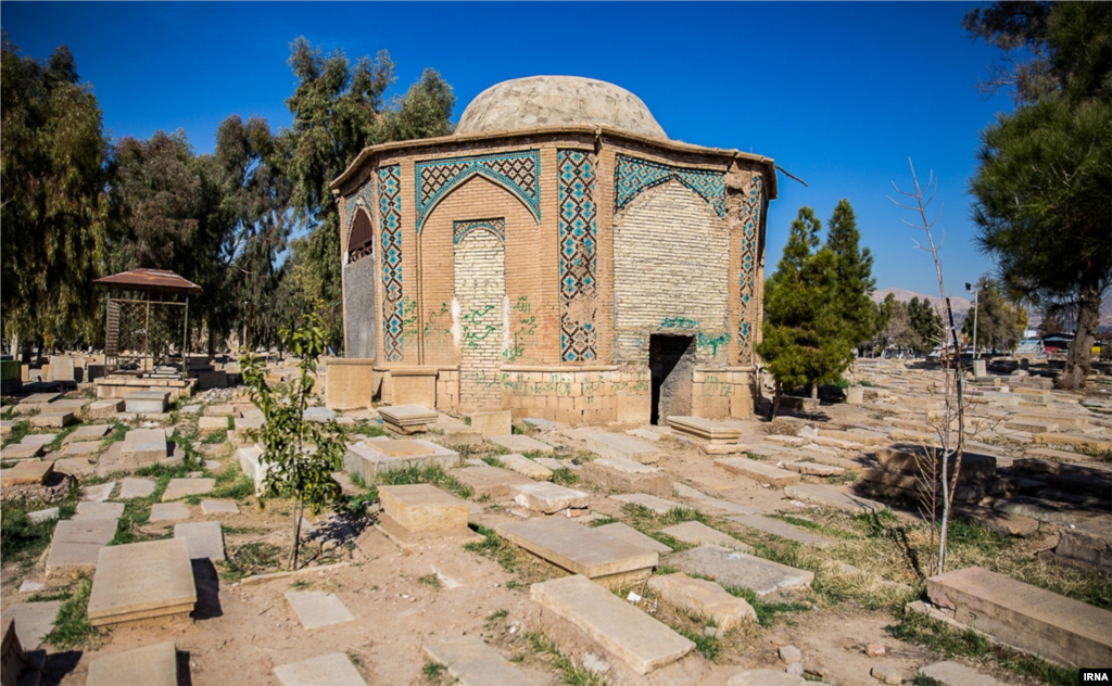 گورستان دارالسلام شیراز عکس: رضا قادری 