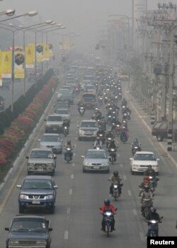 Kabut asap di Provinsi Chiang Mai, 700 km utara Bangkok, 14 Maret 2007. (Foto: Reuters)