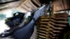 FARC entrega primeras 140 armas a la ONU en Colombia