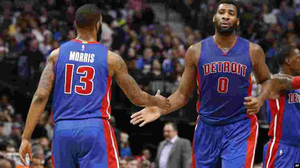 A domicile, l'équipe de Dallas Mavericks a cédé face aux Detroit Pistons 102-96.