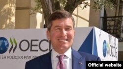 美国电影协会主席和CEO查尔斯·里夫金