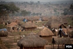 A refugee camp hosting about 30,000 South Sudanese in Aba, Democratic Republic of Congo. (J. Patinkin for VOA)