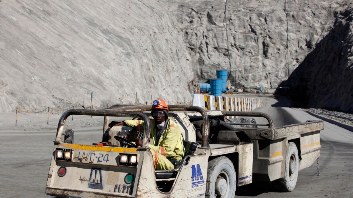 Zimbabwe Attracts 2 New Investors to Develop Platinum Mining Projects