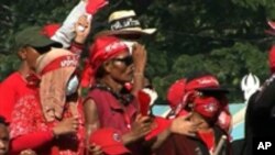 ဆႏၵျပပြဲေၾကာင့္ ထိုင္းစီးပြားေရး အႀကီးအက်ယ္ထိခိုက္