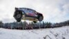 Thierry Neuville da Bélgica e o seu co-piloto Nicolas Gilsoul voam no seu Hyundai i20 WRC no Rally da Suécia.