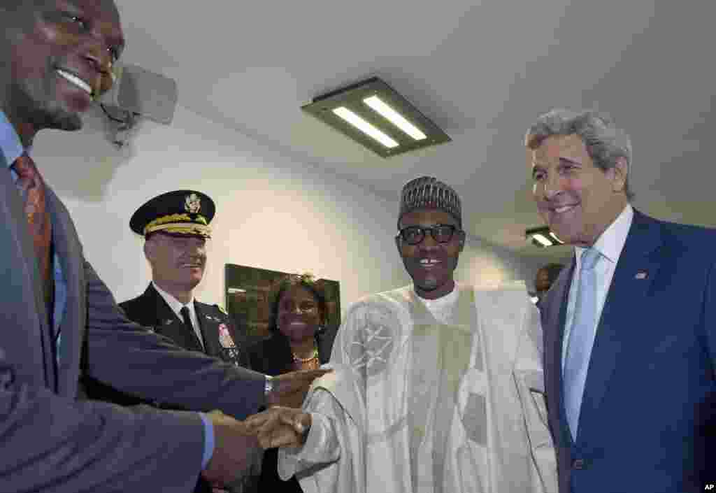 Shugaba Muhammad Buhari tare da John Kerry Sakataren Harkokin Wajen Amurka