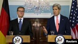 Američki državni sekretar John Kerry i njemački ministar vanjskih poslova Guido Westerwelle