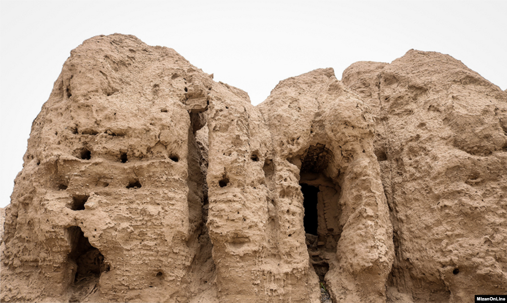 قلعه باستانی آزادوار در خراسان عکس: محمد حشمتی 