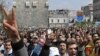 Ribuan Orang Hadiri Pemakaman Demonstran Suriah