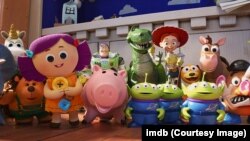 “Toy Story 4” cuenta con las voces de Tom Hanks, Keanu Reeves, Joan Cusack, Tim Allen y Christina Hendricks.