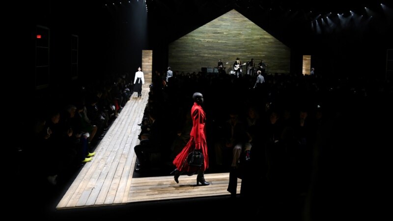 Fashion Industry Clears Its Calendar, Looks to Other Changes