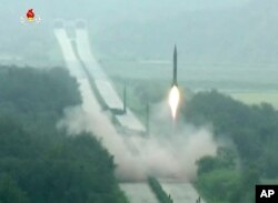 북한이 지난해 9월 실시한 탄도미사일 발사 동영상을 조선중앙방송(KRT)을 통해 공개했다.