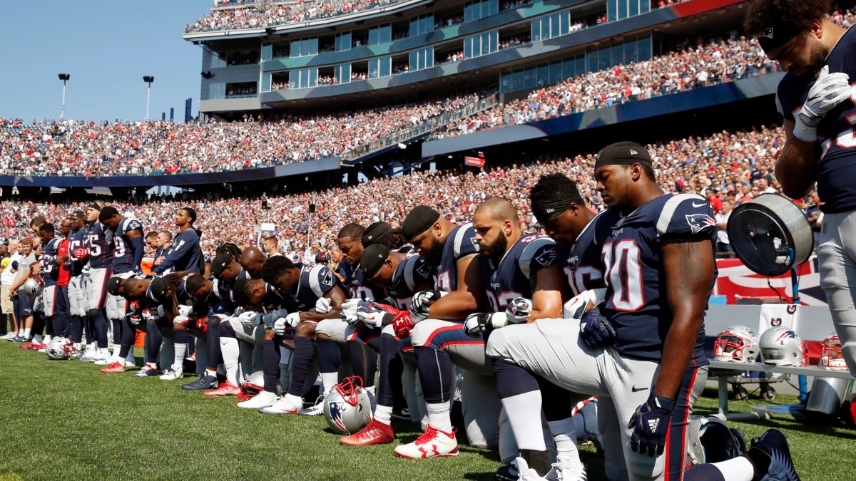 Dallas Cowboys kneel before national anthem against Arizona Cardinals, NFL