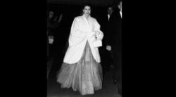 ملکه الیزابت - سال ۱۹۵۲