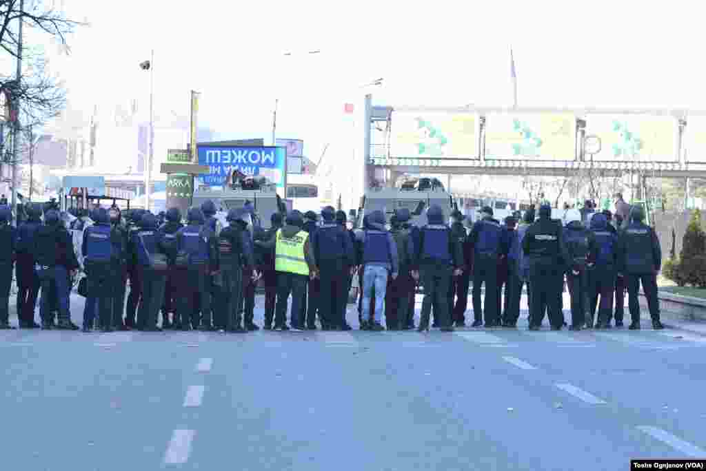 Riots in Skopje against the case Monstrum