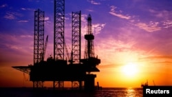 Giàn khoan trên biển của tập đoàn dầu khí quốc doanh Trung Quốc CNOOC 