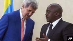 Госсекретарь США Джон Керри и президент Конго Жозеф Кабила 