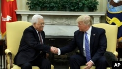 Donald Trump reçoit le président palestinien Mahmoud Abbas à la Maison Blanche, Washington, le 3 mai 2017