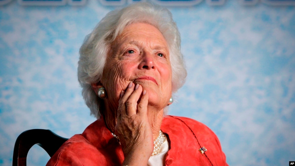 Cá»±u Äá» nháº¥t Phu nhÃ¢n Má»¹ Barbara Bush
áº£nh chá»¥p ngÃ y 18/3/2005 táº¡i Orlando, Florida.