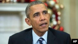 Tổng thống Barack Obama phát biểu về vụ nổ súng hôm thứ Tư ở San Bernardino, California, ngày 3/12/2015.